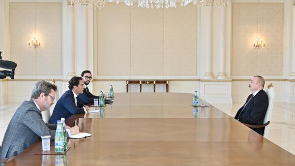 Президент Ильхам Алиев принял специального представителя генерального секретаря НАТО по Кавказу и Центральной Азии - Sputnik Азербайджан