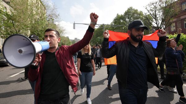 Акция протеста в Ереване - Sputnik Азербайджан