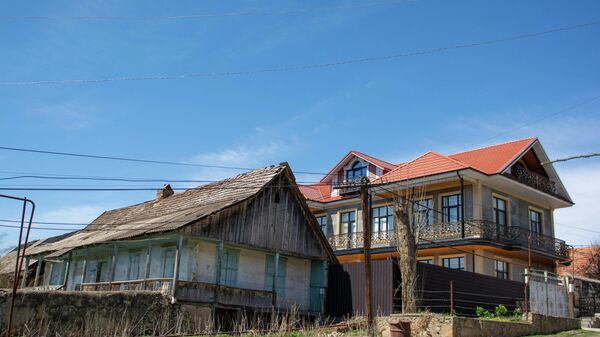 Дом в селе Славянка Гедабекского района - Sputnik Азербайджан