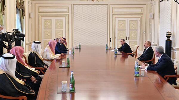 Президент Алиев принял генпрокурора Саудовской Аравии - Sputnik Азербайджан