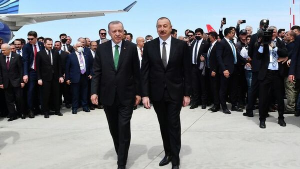 Встреча Президента Ильхама Алиева и Президента Реджепа Тайипа Эрдогана во время открытия аэропорта Ризе-Артвин - Sputnik Азербайджан