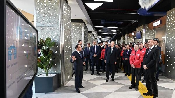 Ильхам Алиев и Реджеп Тайип Эрдоган приняли участие в открытии бакинского Центра Службы ASAN номер 7 и Центра Bilim Bakı - Sputnik Azərbaycan