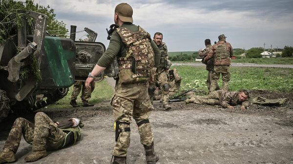 Украинские военные на фронте - Sputnik Азербайджан