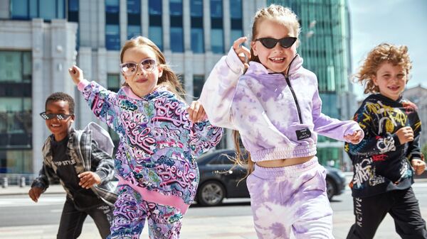 Коллекция модной детской одежды Choupette - Sputnik Азербайджан