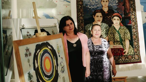 Выставка «Ковер — как искусство: За пределами границ. Вне времени» - Sputnik Азербайджан