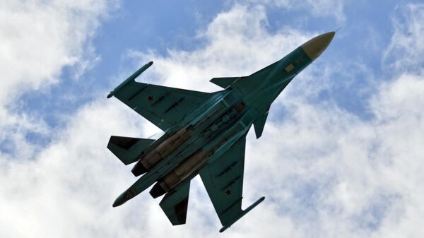 Самолеты-бомбардировщики Су-34 в зоне спецоперации - Sputnik Азербайджан