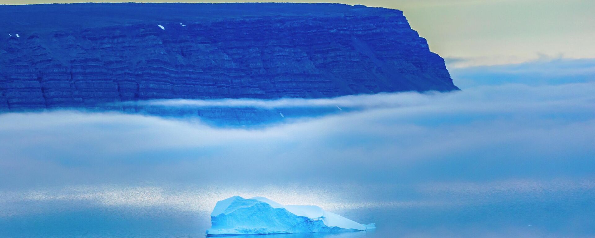 Айсберги у побережья Питуффика, Гренландия  - Sputnik Азербайджан, 1920, 11.03.2024