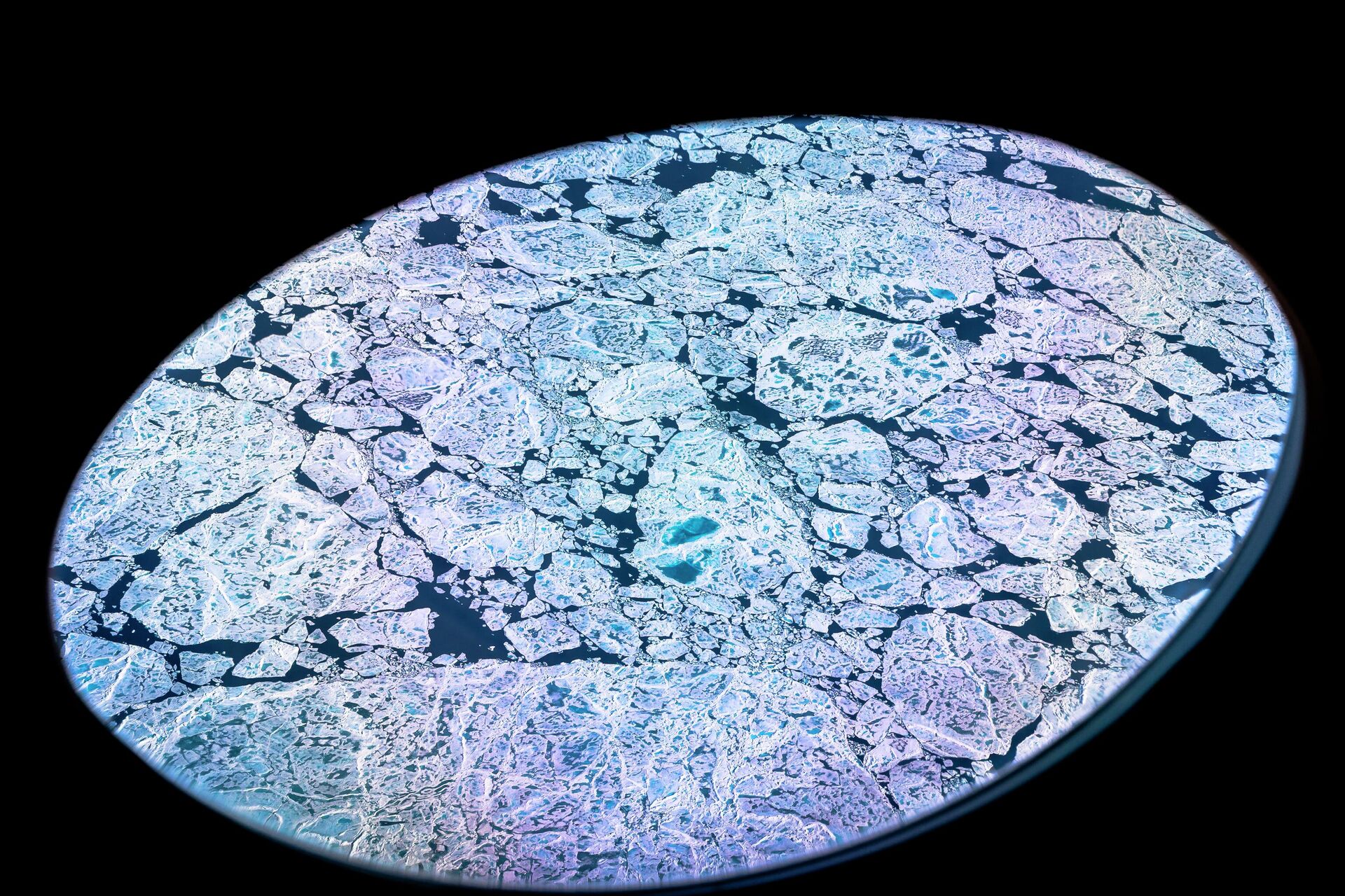 Таяние ледников у побережья Питуффика, Гренландия  - Sputnik Azərbaycan, 1920, 21.01.2024