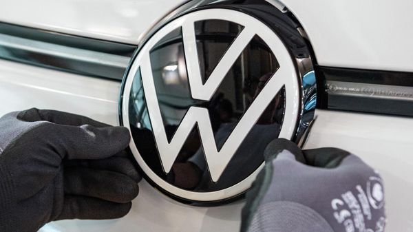 Логотип компании Volkswagen - Sputnik Азербайджан