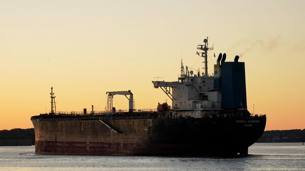 Нефтяной танкер, фото из архива - Sputnik Azərbaycan