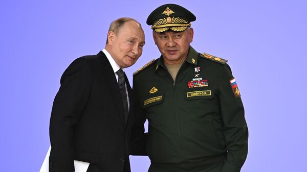 Президент РФ В. Путин принял участие в открытии форума Армия-2022 - Sputnik Азербайджан