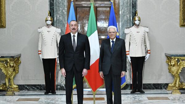 Президент Азербайджана Ильхам Алиев встретился с президентом Италии Серджо Маттареллой - Sputnik Азербайджан