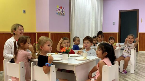 Директор детского сада в Баку: с родителями сложнее работать, чем с детьми - Sputnik Азербайджан
