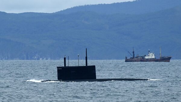 Российская подводная лодка принимает участие в военных учениях «Восток-2022» - Sputnik Азербайджан