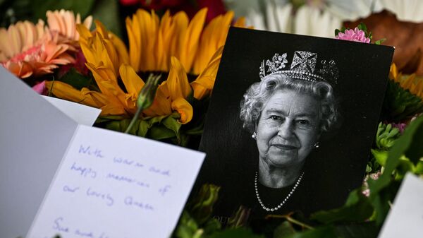 Похороны королевы Великобритании Елизаветы II - Sputnik Азербайджан