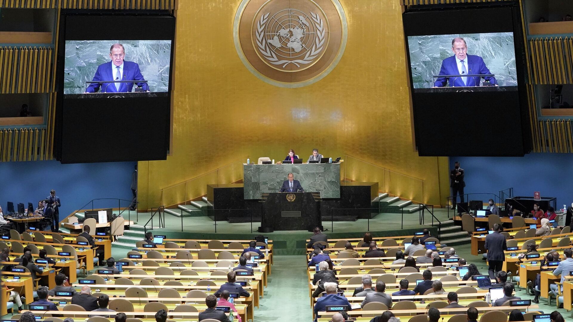 Глава МИД Российской Федерации Сергей Лавров на заседании 77-й сессии Генеральной ассамблеи ООН - Sputnik Азербайджан, 1920, 24.09.2022