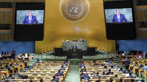 Глава МИД Российской Федерации Сергей Лавров на заседании 77-й сессии Генеральной ассамблеи ООН - Sputnik Азербайджан