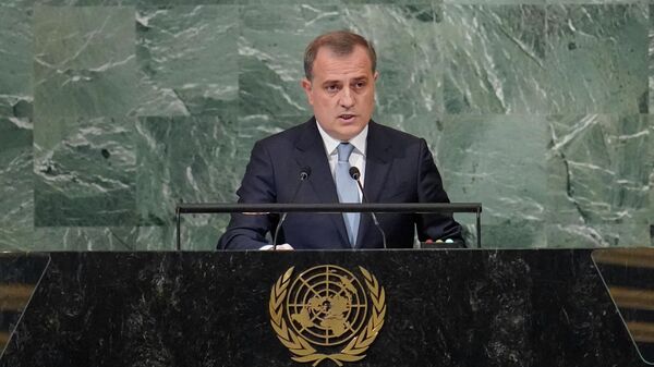 Глава МИД Азербайджана Джейхун Байрамов на заседании 77-й сессии Генеральной ассамблеи ООН - Sputnik Azərbaycan