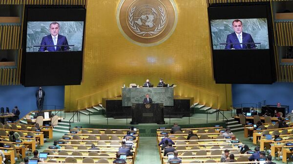 Глава МИД Азербайджана Джейхун Байрамов на заседании 77-й сессии Генеральной ассамблеи ООН - Sputnik Азербайджан