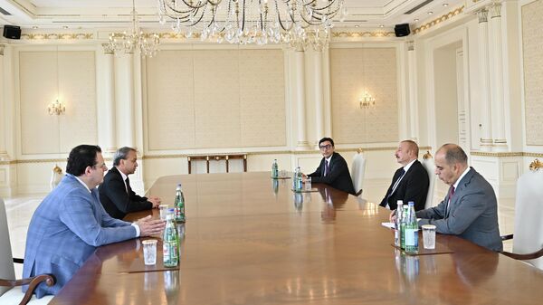 Ильхам Алиев принял президента Международной шахматной федерации - Sputnik Азербайджан