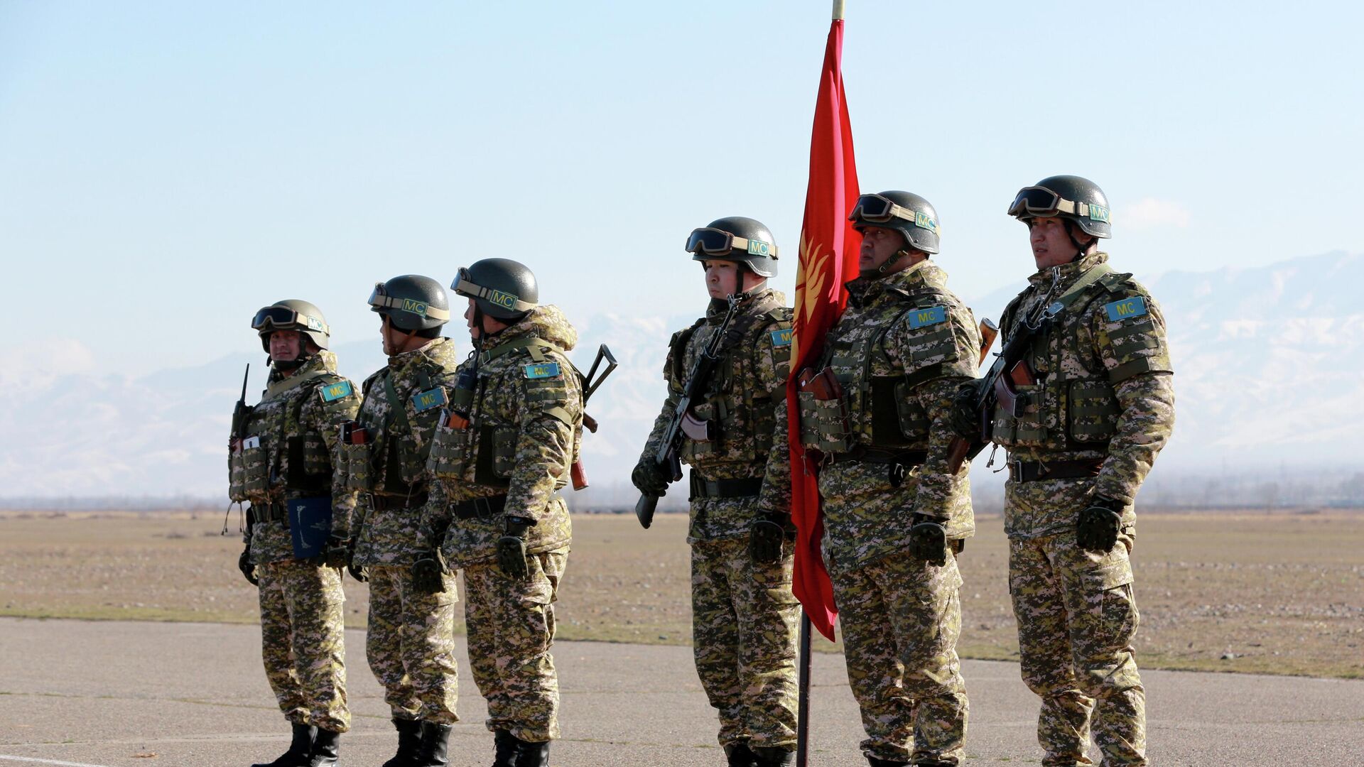 Военнослужащие киргизского контингента миротворческих сил ОДКБ  - Sputnik Азербайджан, 1920, 11.10.2022