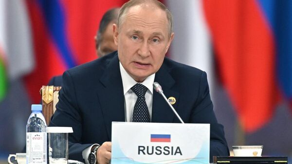  Rusiya prezidenti Vladimir Putin, arxiv - Sputnik Azərbaycan
