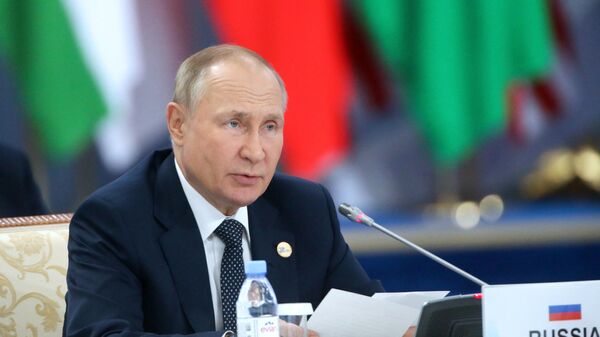 Rusiya prezidenti Vladimir Putin  - Sputnik Azərbaycan