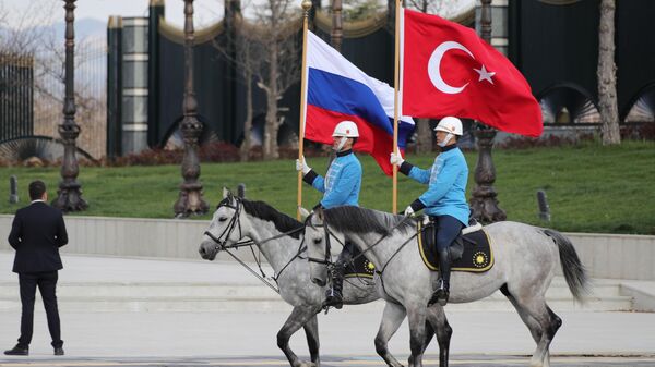 Флаги России и Турции  - Sputnik Азербайджан