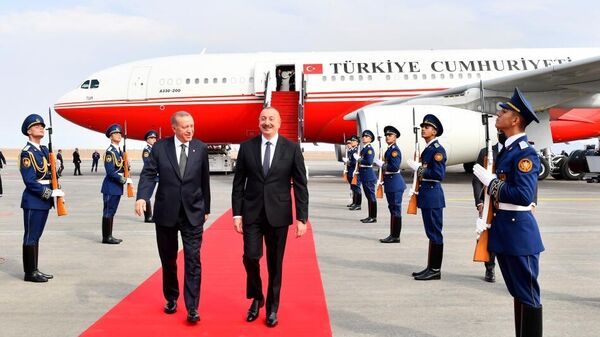 Президент Ильхам Алиев и Президент Реджеп Тайип Эрдоган приняли участие в церемонии открытия Зангиланского международного аэропорта - Sputnik Azərbaycan