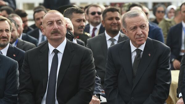 Президент Азербайджанской Республики Ильхам Алиев и Президент Турецкой Республики Реджеп Тайип Эрдоган - Sputnik Азербайджан