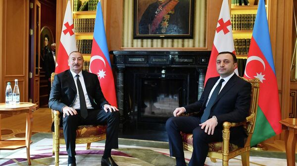 Встреча президента Азербайджана Ильхама Алиева с премьер-министром Грузии Ираклием Гарибашвили - Sputnik Азербайджан