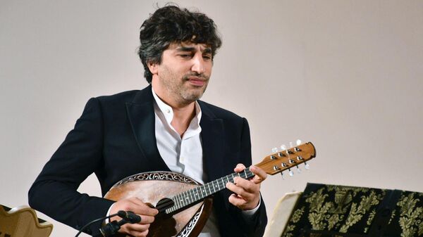 Концерт Ави Авиталя в Азербайджанской государственной академической филармонии - Sputnik Азербайджан