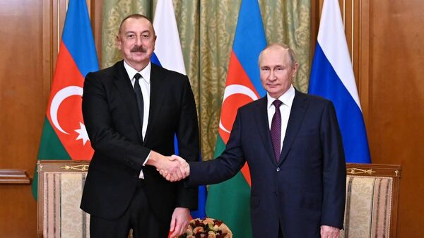 Владимир Путин и Ильхам Алиев, фото из архива - Sputnik Азербайджан