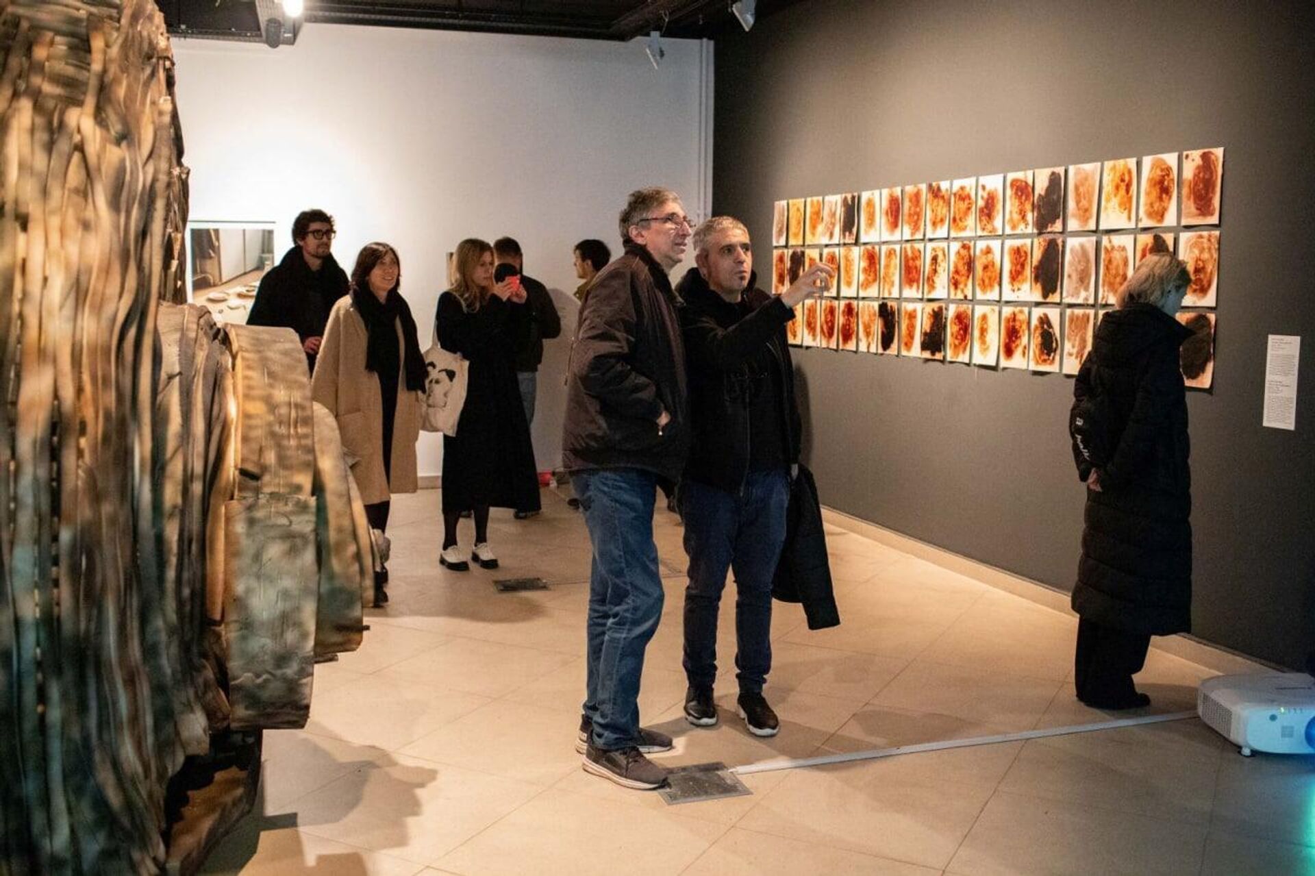 Молодые азербайджанские и российские художники представили свои работы в Пространстве современного искусства YARAT коллективную выставку под названием SAFEZONE («Безопасная зона») - Sputnik Азербайджан, 1920, 11.11.2022