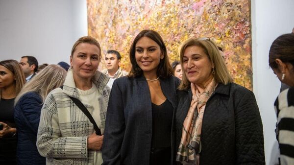 Выставка известной азербайджанской художницы Аиды Махмудовой Рай может подождать в Музее современного искусства Зураба Церетели в Тбилиси - Sputnik Азербайджан