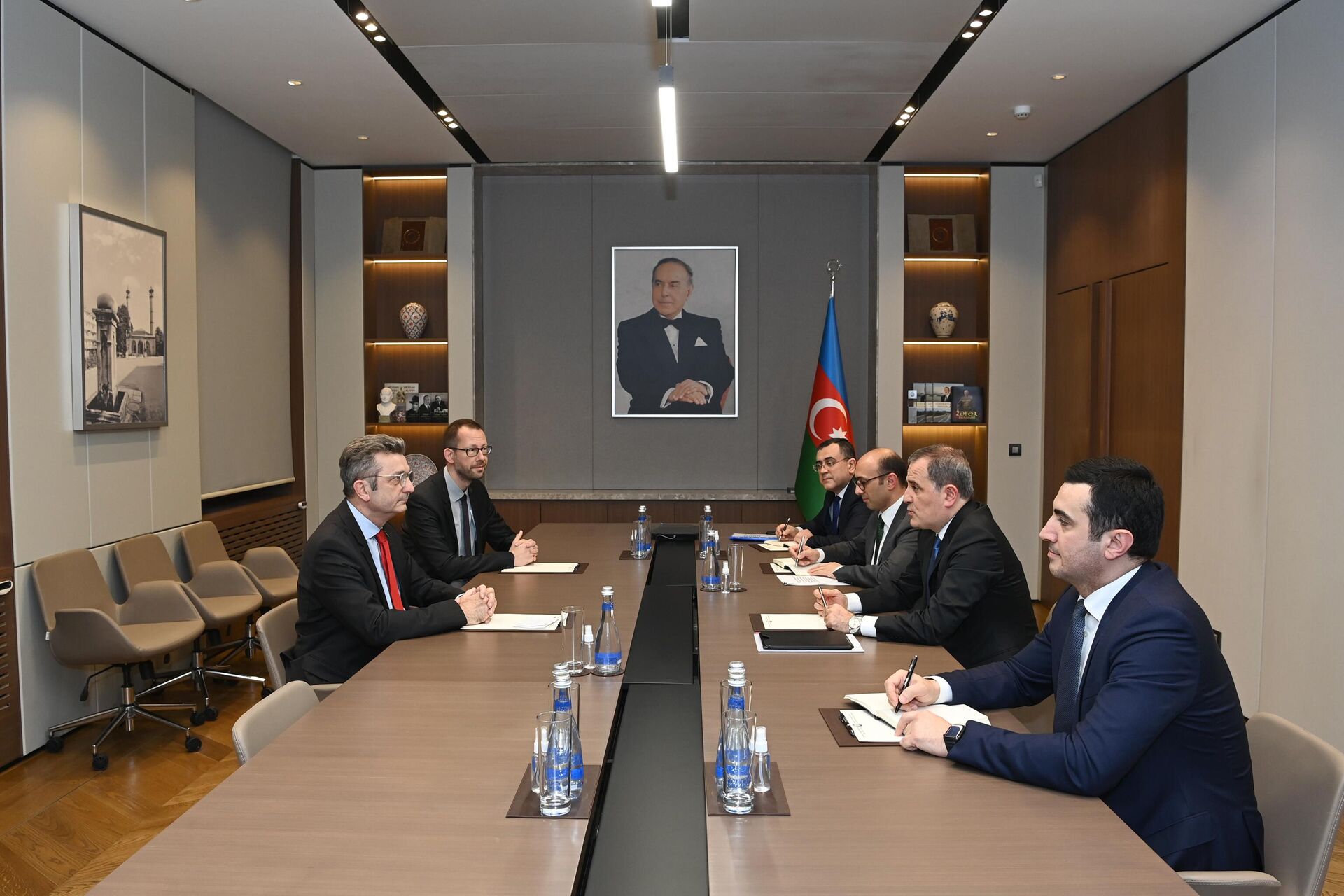 Министр иностранных дел АР встретился с послом ФРГ в Азербайджанской Республике Ральфом Хорлеманом - Sputnik Азербайджан, 1920, 09.12.2022