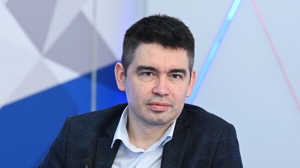 Экономист Салихов: Европа прочувствует последствия потолка цен на газ уже весной
 - Sputnik Азербайджан