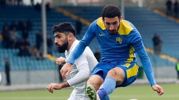 Игровой момент в матче между ФК Кяпаз и Туран Товуз - Sputnik Азербайджан