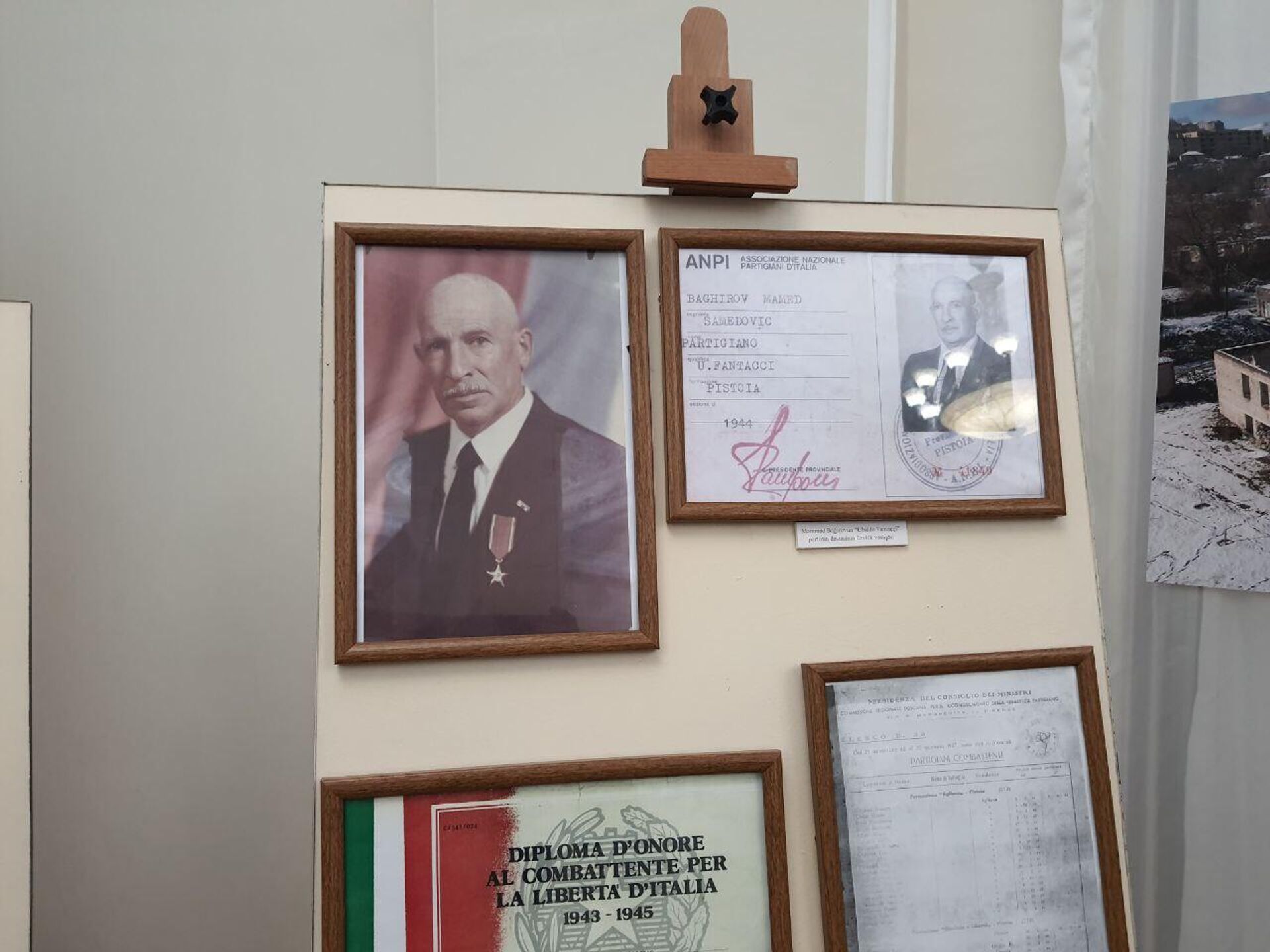 Выставка, посвященная 100-летию участника Итальянского движения Сопротивления, Национального героя Италии Мамеда Багирова - Sputnik Азербайджан, 1920, 27.12.2022