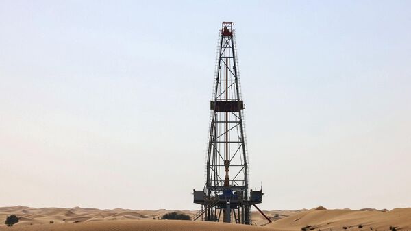 Нефтяная вышка, фото из архива - Sputnik Азербайджан