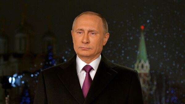 Президент России Владимир Путин во время новогоднего обращения - Sputnik Азербайджан