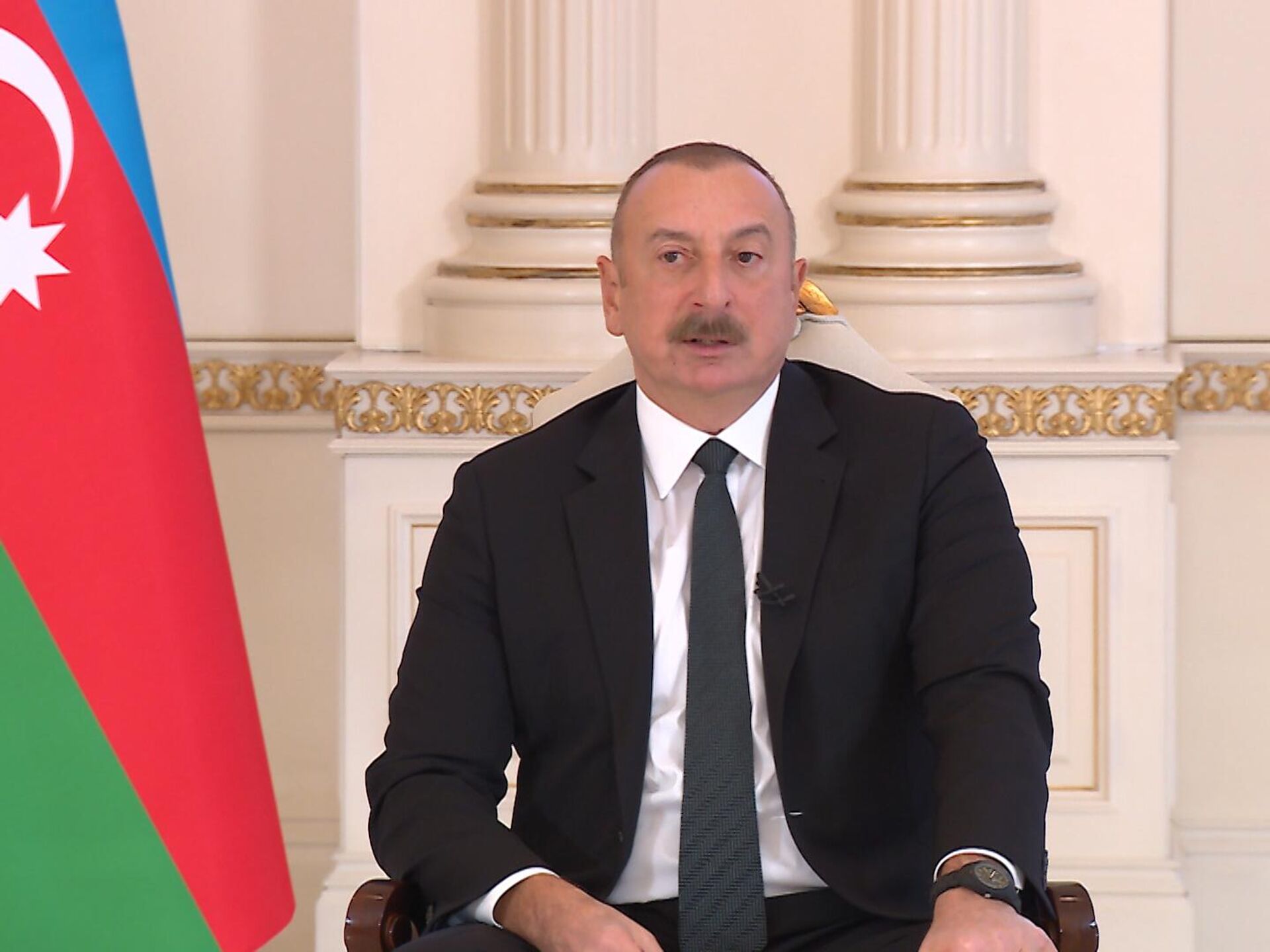 Ильхам Алиев: Азербайджан во всем мире признан как надежный и серьезный партнер - 10.01.2023, Sputnik Азербайджан