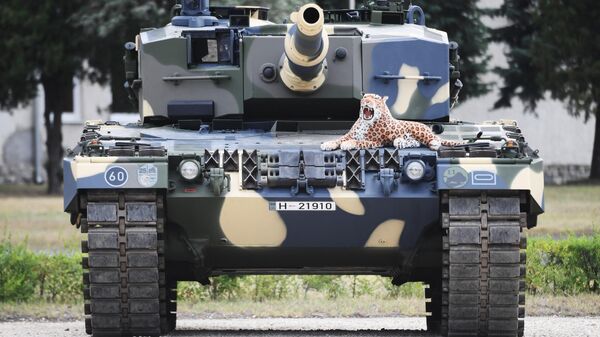 Leopard tankı, arxiv şəkli - Sputnik Azərbaycan