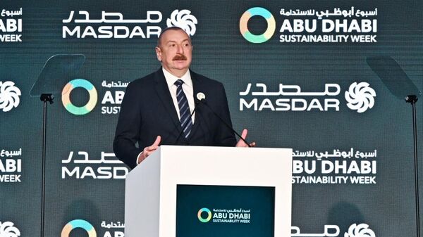 Ильхам Алиев выступил на открытии Недели устойчивого развития в Абу-Даби - Sputnik Азербайджан