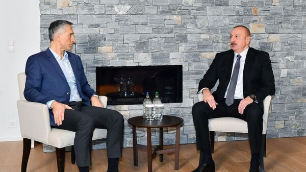 Prezident İlham Əliyevin Davosda “Signify” şirkətinin baş icraçı direktoru ilə görüşü olub  - Sputnik Азербайджан