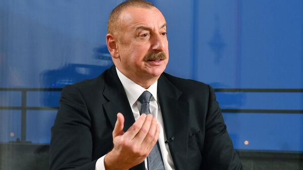 Prezident İlham Əliyev Davosda Çinin CGTN televiziya kanalına müsahibə verib - Sputnik Azərbaycan
