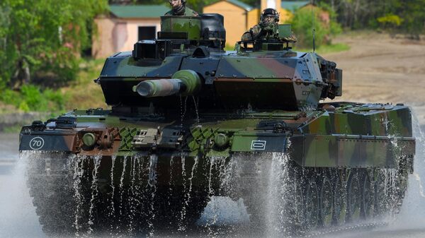Leopard 2 немецкий основной танк - Sputnik Азербайджан