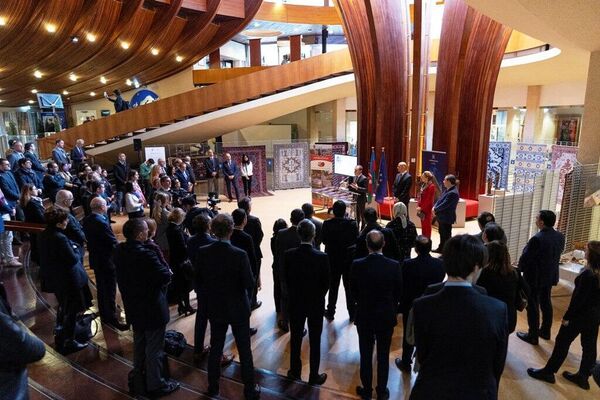 Выставка азербайджанских ковров в штаб-квартире Совета Европы - Sputnik Азербайджан