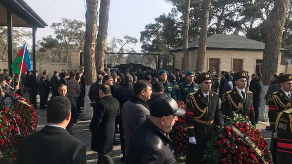 Похороны шехида Орхана Аскерова - Sputnik Азербайджан