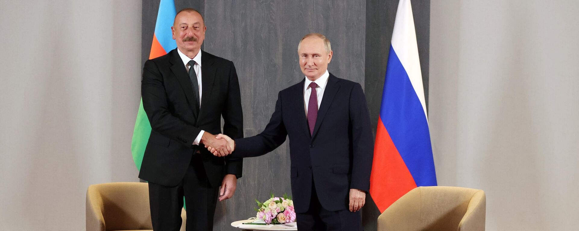 Президент Азербайджана Ильхам Алиев  и Президент России Владимир Путин, фото из архива - Sputnik Азербайджан, 1920, 21.09.2023